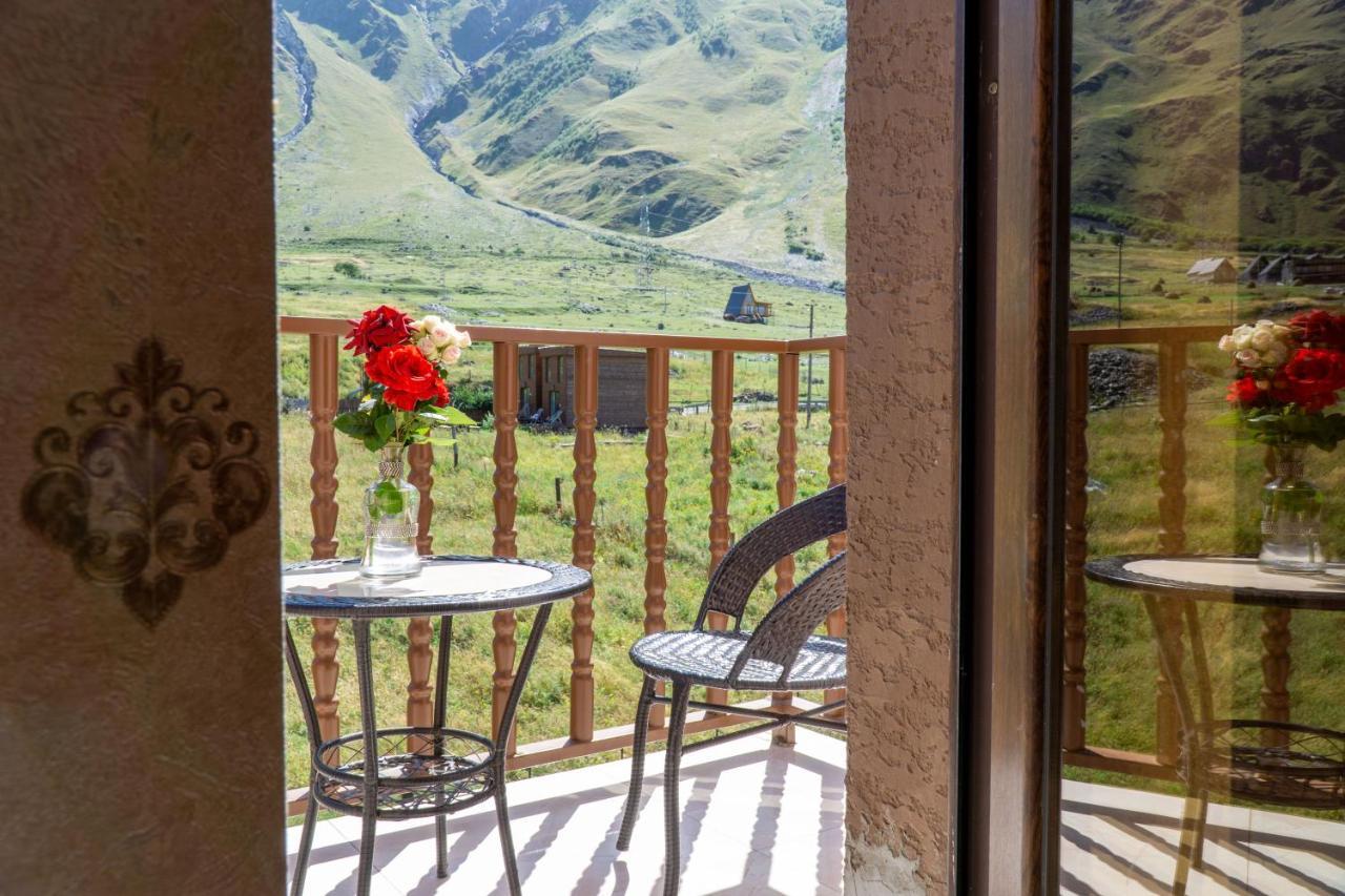 Hotel Diamond Kazbegi Eksteriør billede